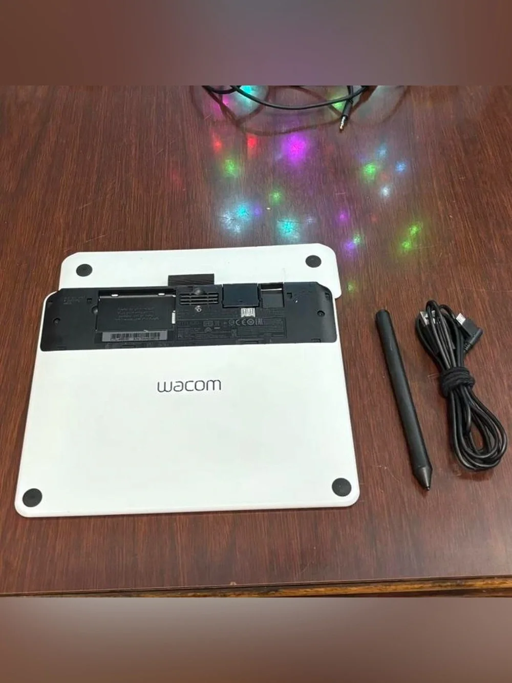 Wacom Intuos Small Graphics Tablet in Black & White